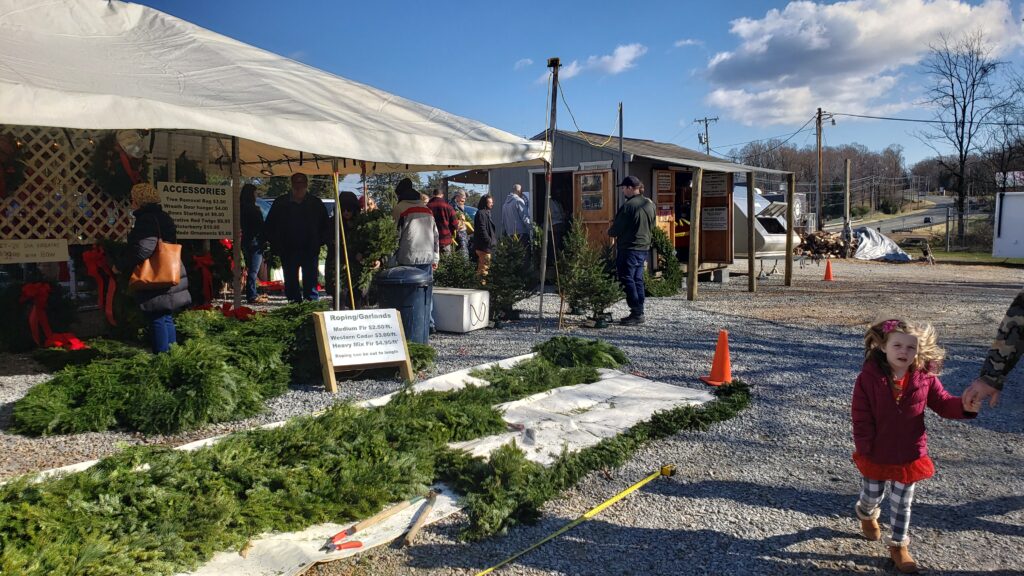 Dave's Maine Christmas Trees and Wreaths, Lynchburg, Virginia